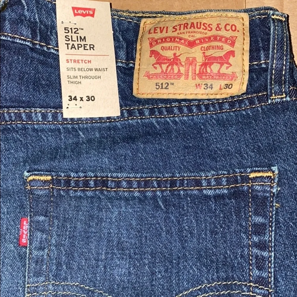 Levi's 512Slim Fit Tapered‎ Leg Stretch Cotton Jean